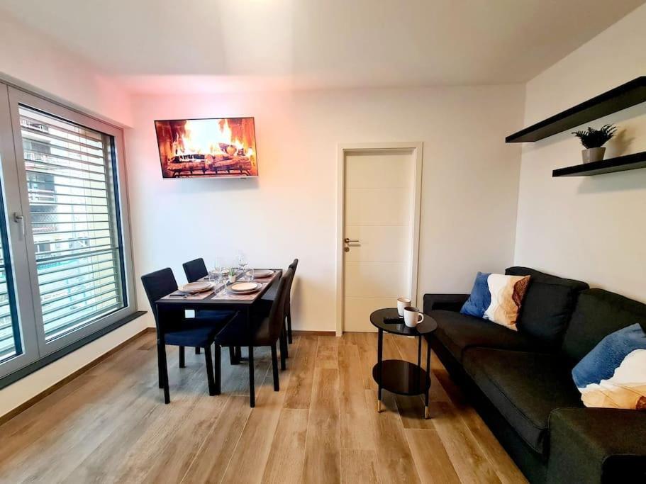 Luxury One Bedroom With Free Parking *